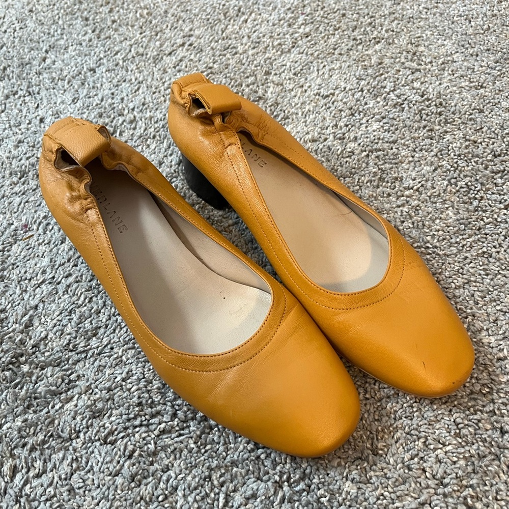 Everlane the day heel size 7